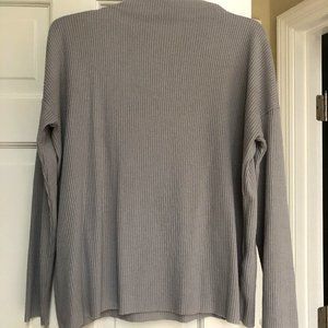 Lucky Brand Women's Soft Grey Sweater
